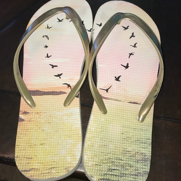 Flip flops!! - Picture 3 of 3
